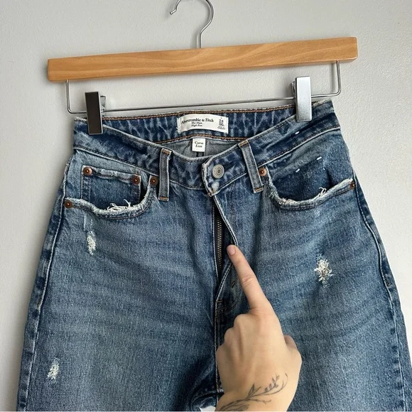 Abercrombie & Fitch The Mom High Rise Curve Love - Picture 6 of 10